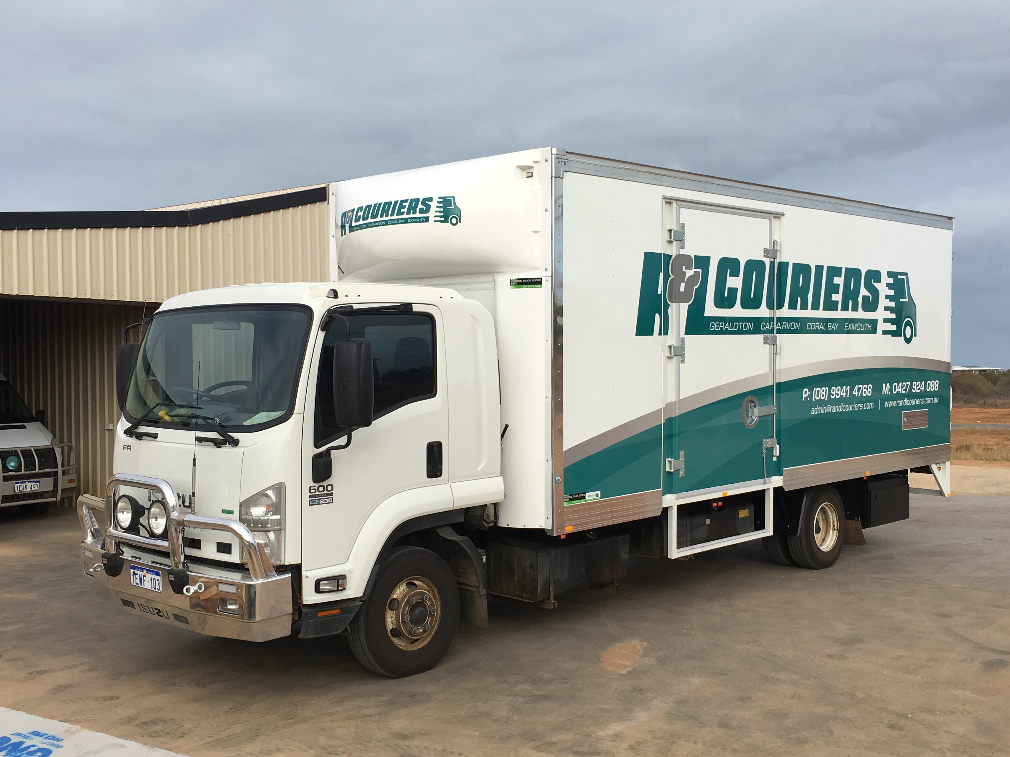 R&L Couriers